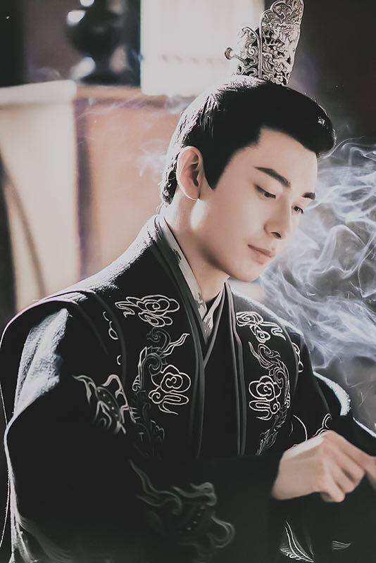 最新爆料彭小冉是谁啊视频,最新爆料视频引发热议  第2张